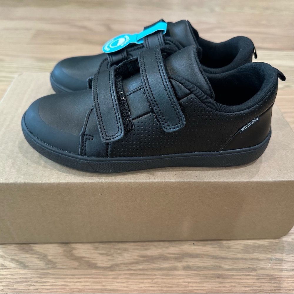 Stride Rite Machine Washable Black Toddler Kids school Sneakers Size 12.5